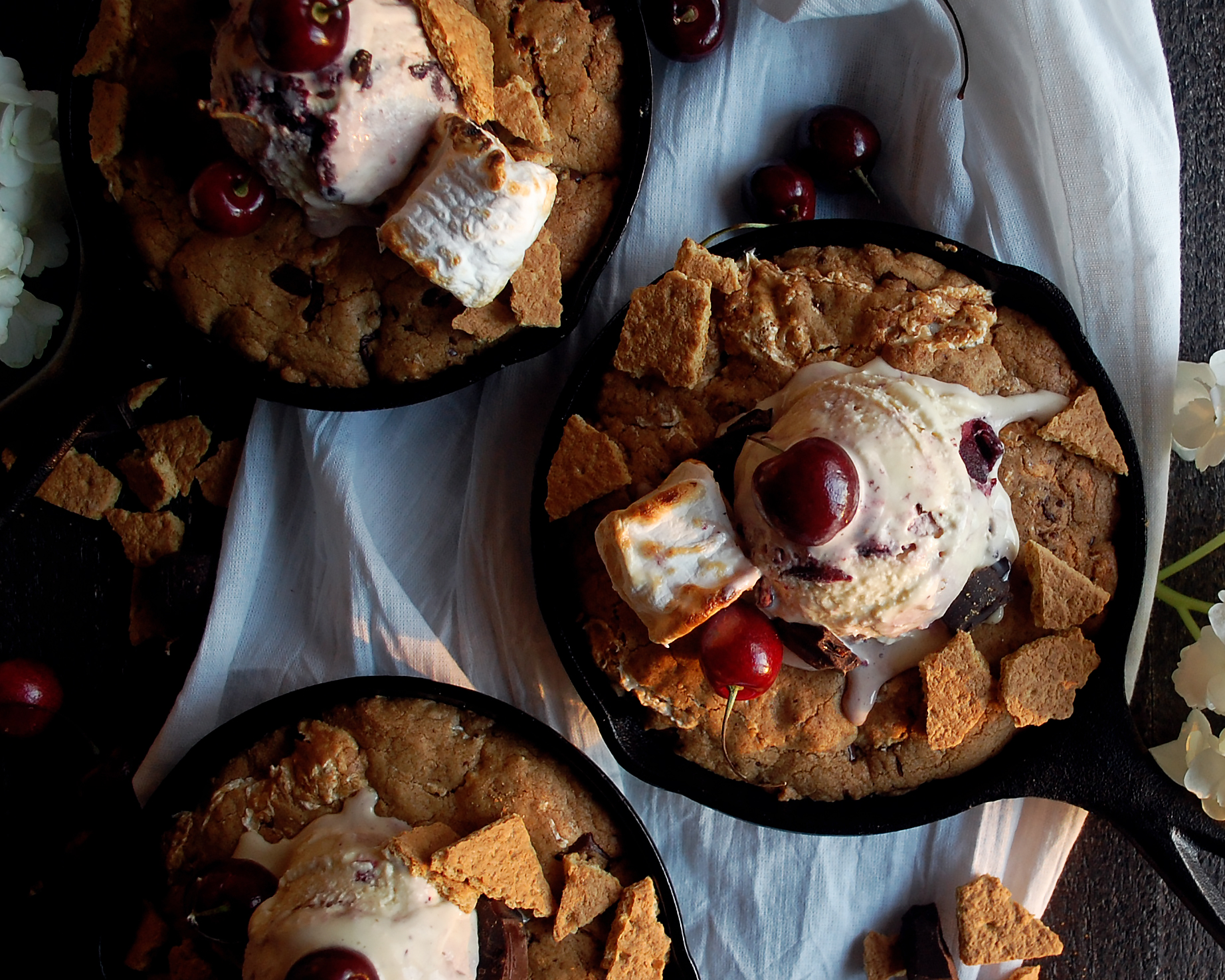 S'mores Cookie Skillet