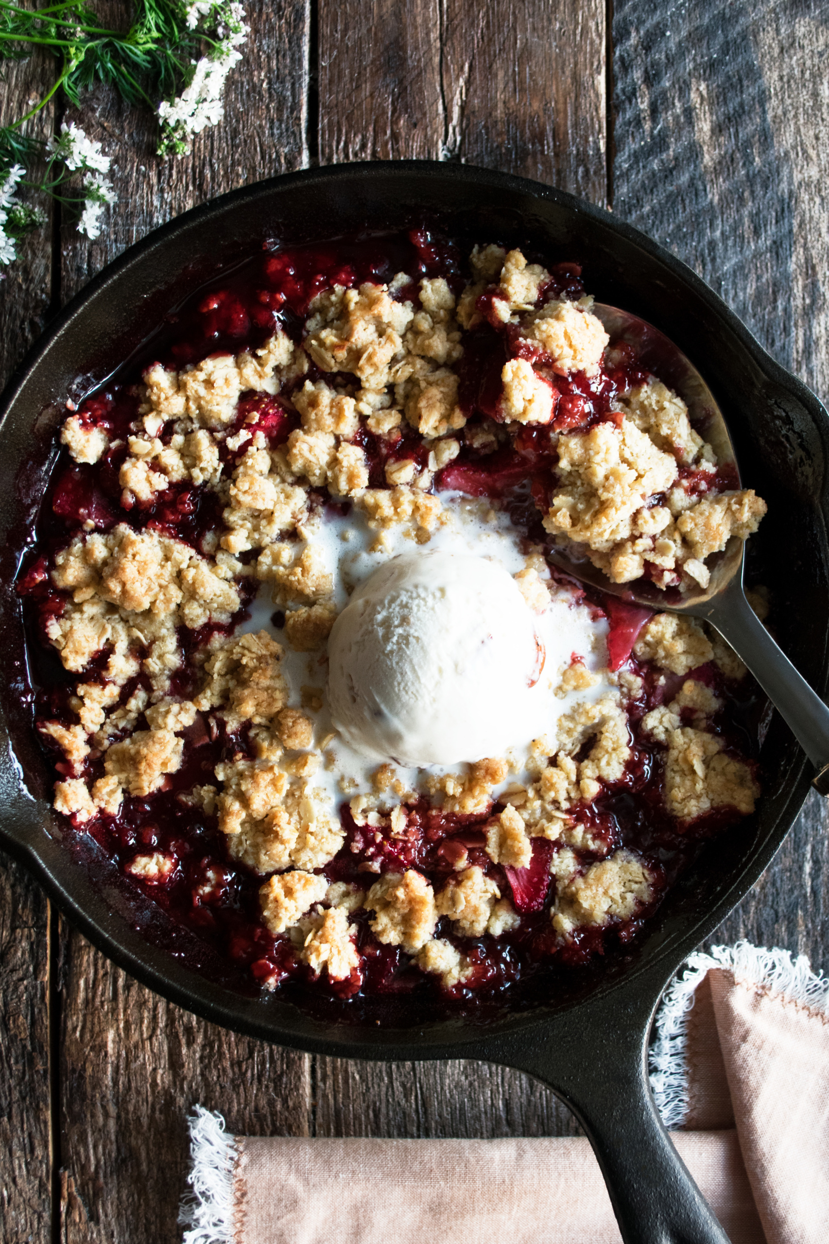 Brown Sugar Strawberry Crisp