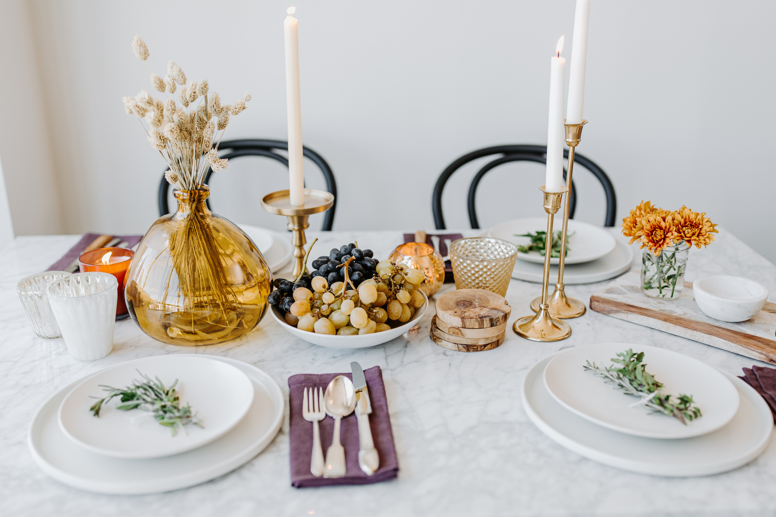 Simple Thanksgiving Tablescape